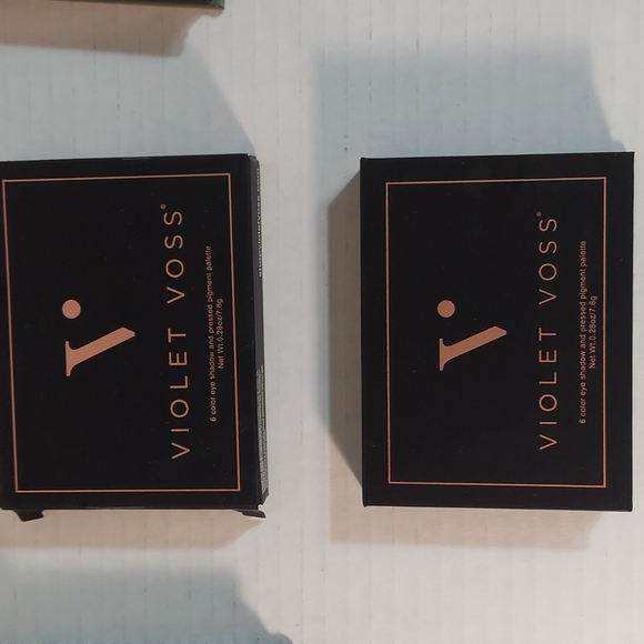 Violet Voss 4 Palette Bundle - Picture 3 of 16